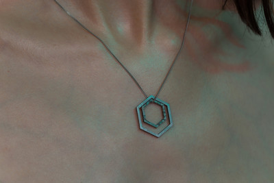 Подвеска из метеорита SNEBA Hexagon