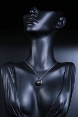 Подвеска из метеорита Сихотэ-Алинь и серебро